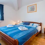 Bobi Apartmán *