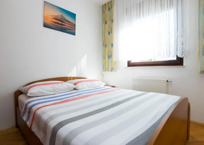 Apartment Bobi *