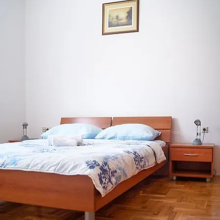 Bobi Apartman *