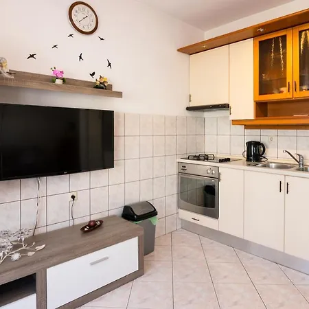 Bobi Apartman